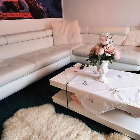 Drevenicka U Jezka Zdiar