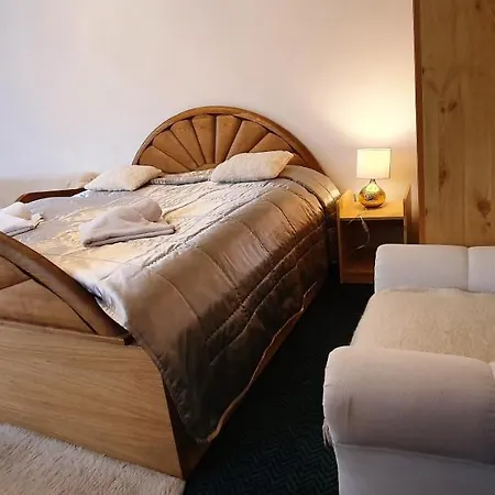 Drevenicka U Jezka * Zdiar